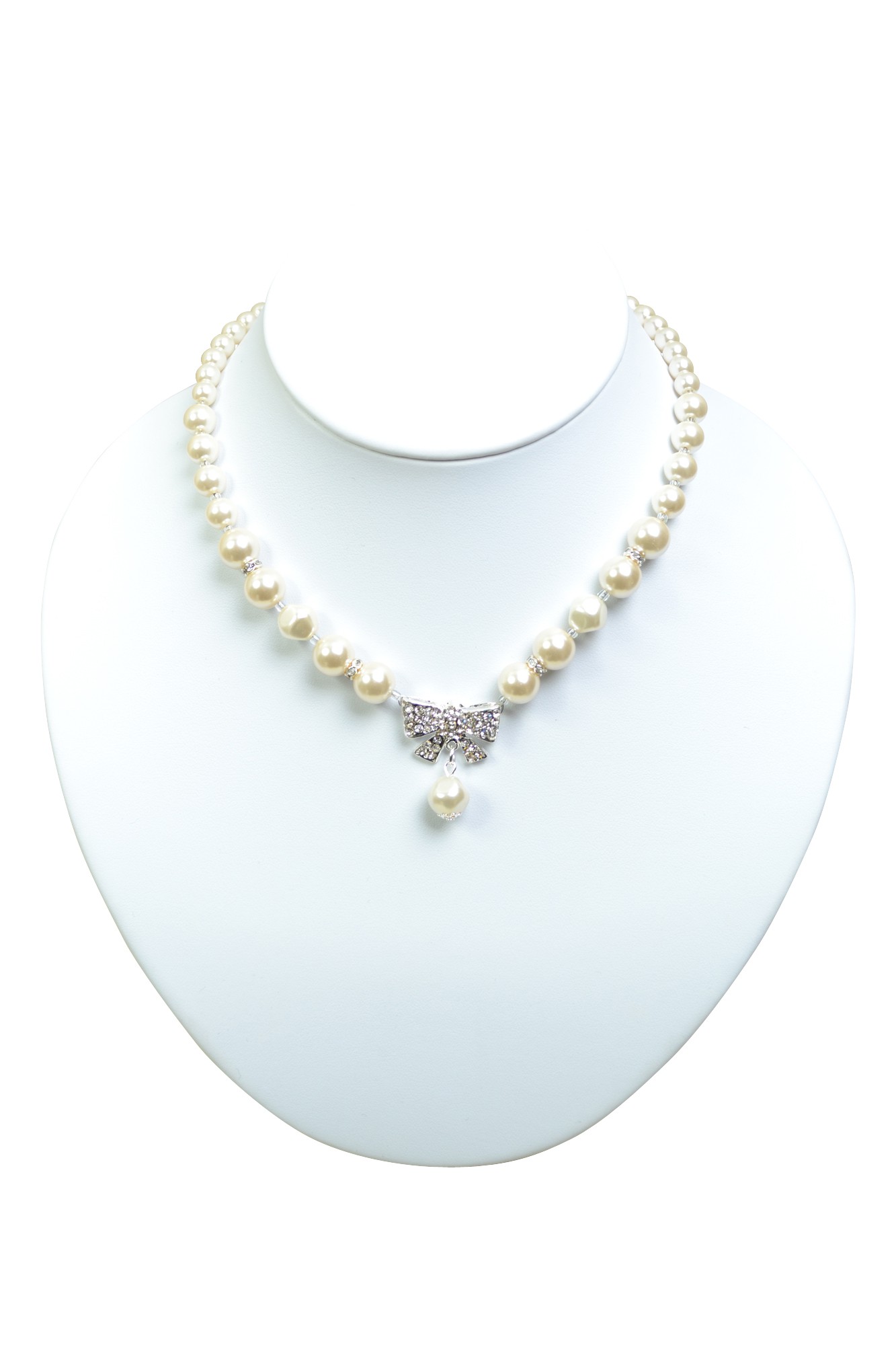 リボンモチーフパールネックレス