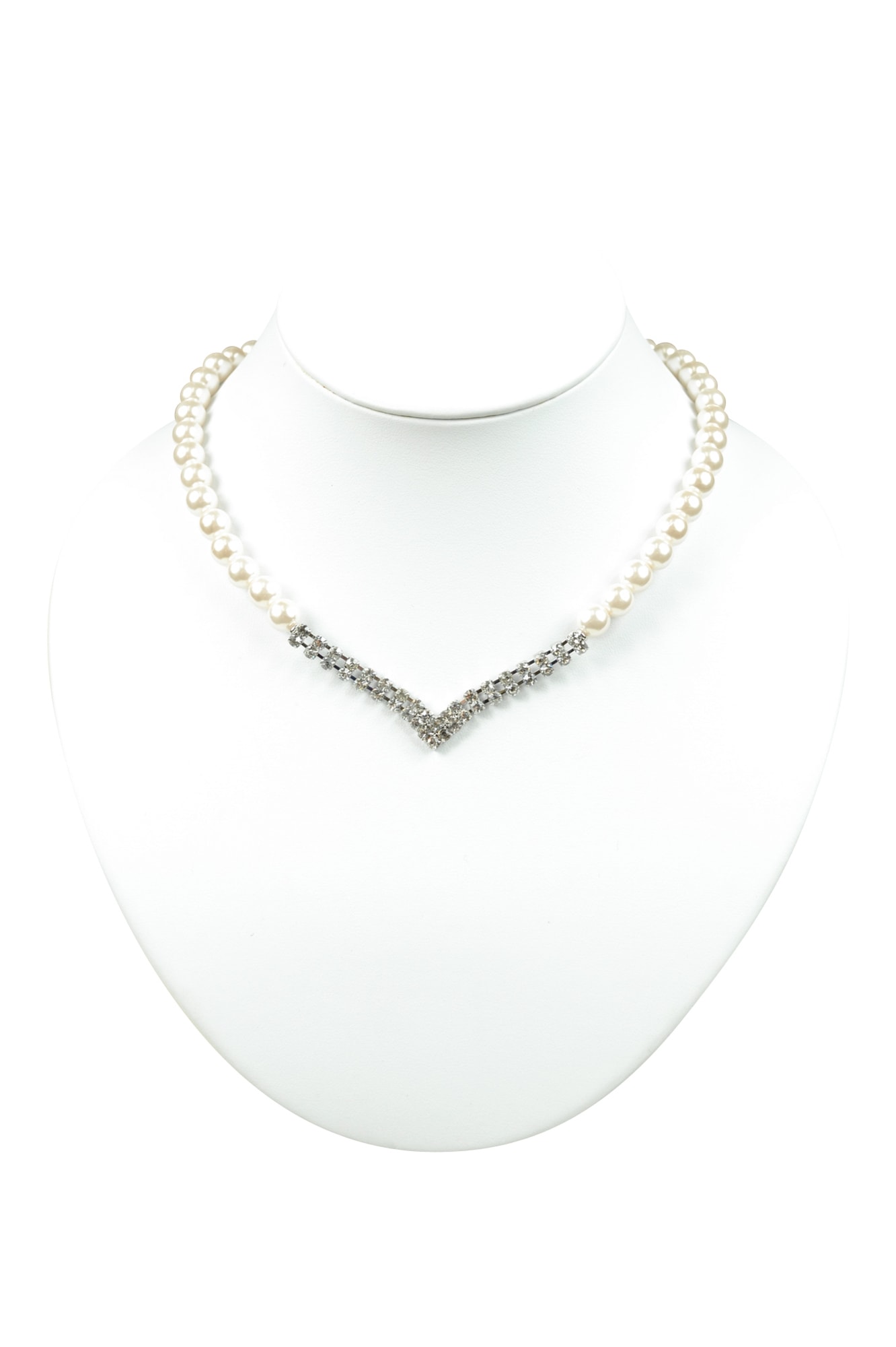 Vクリスタルパールネックレス