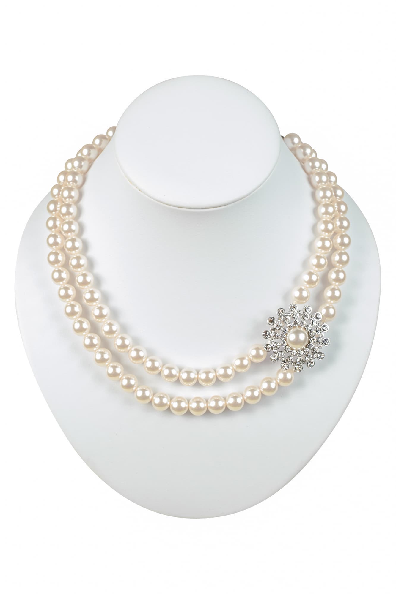 クリスタルブローチパールネックレス