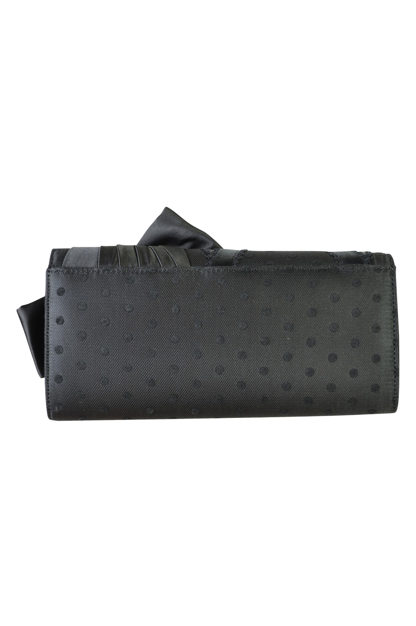 リボンモチーフドットブラッククラッチ