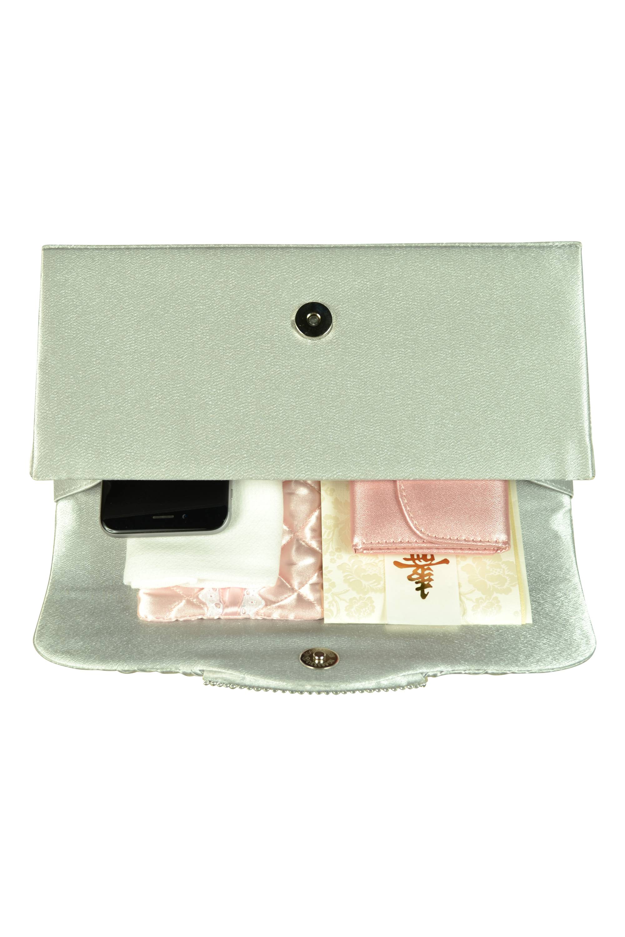 上品パールビジュシルバーバッグ