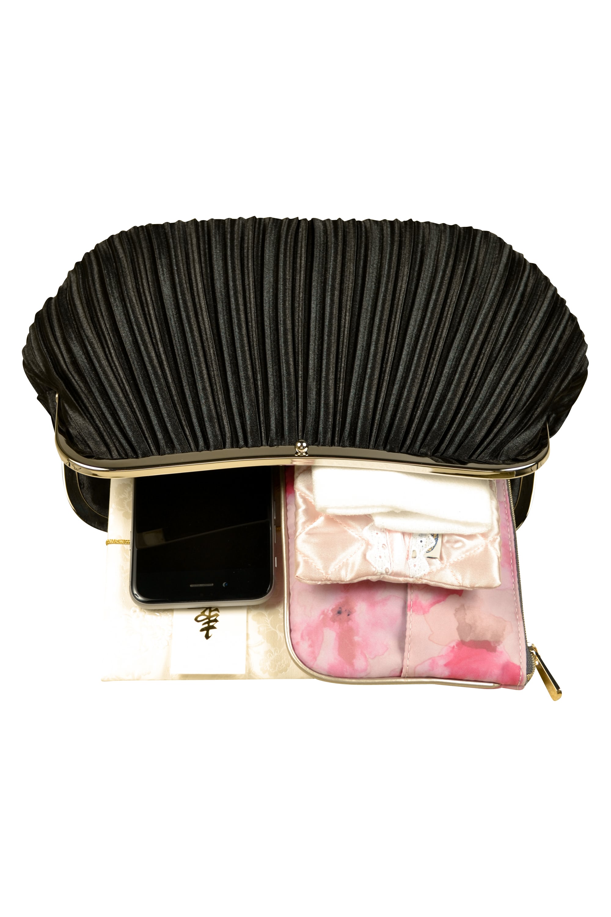 上品プリーツブラックバッグ