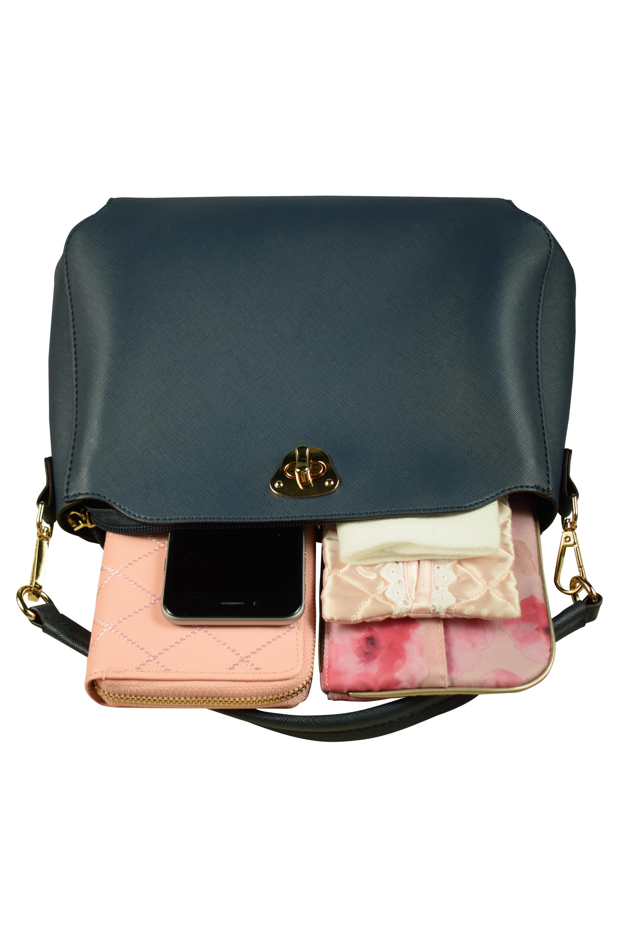 ネイビースクエア上品バッグ