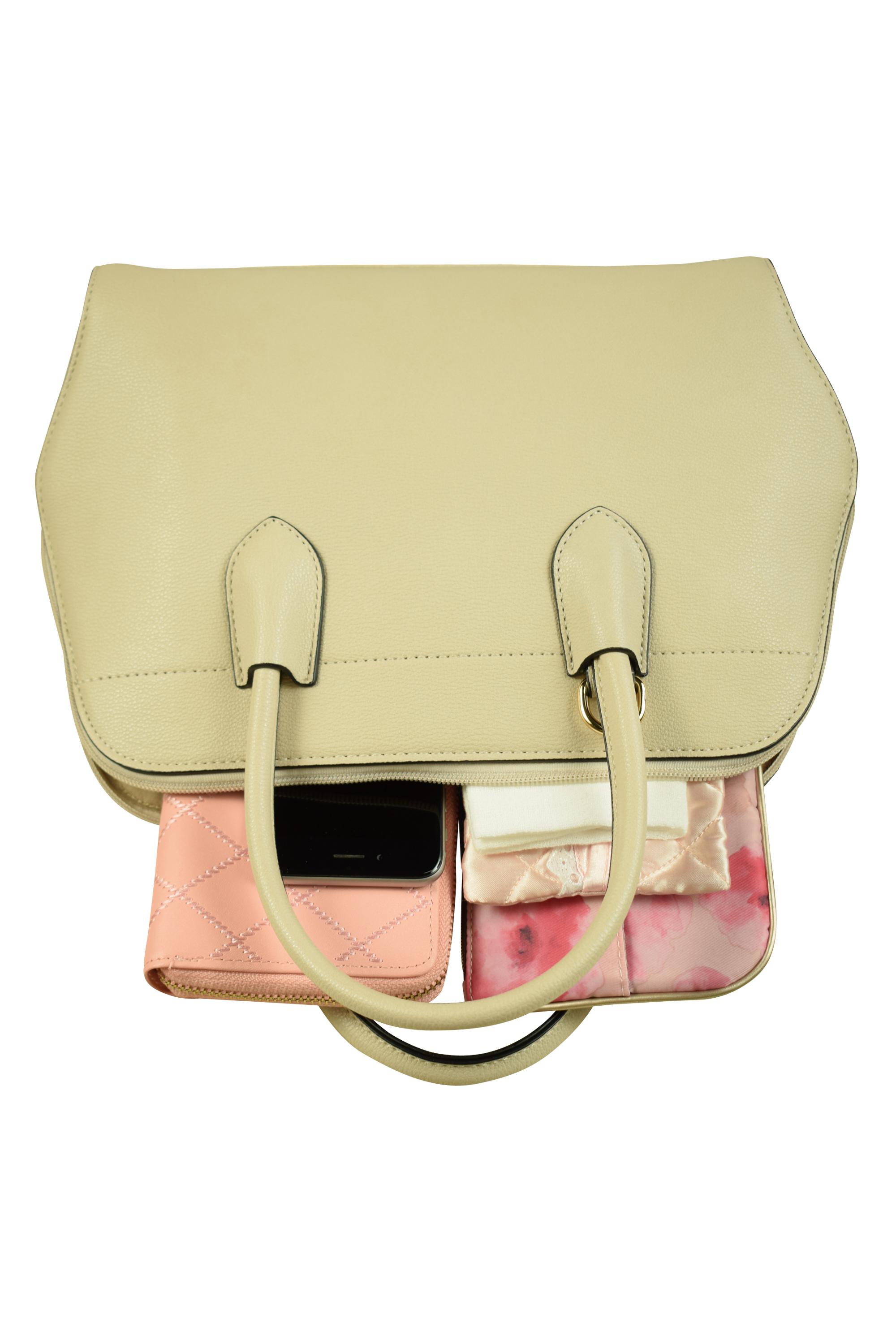 アイボリーブガッティバッグ