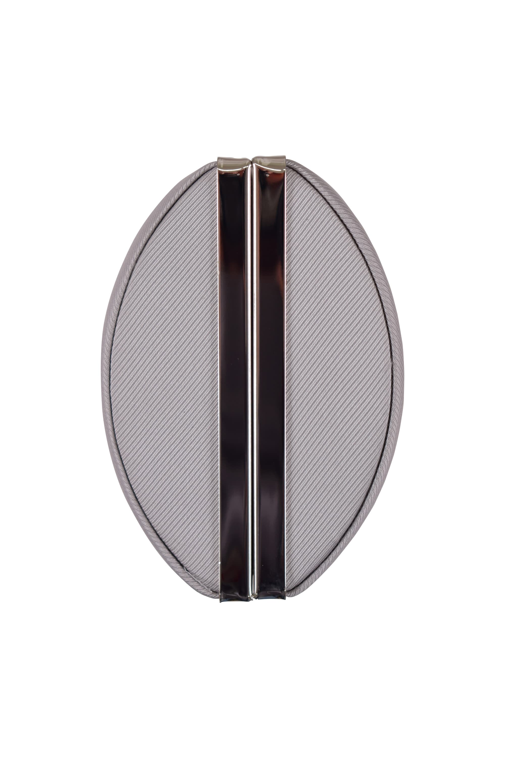 サテンクロス編みシルバーバッグ