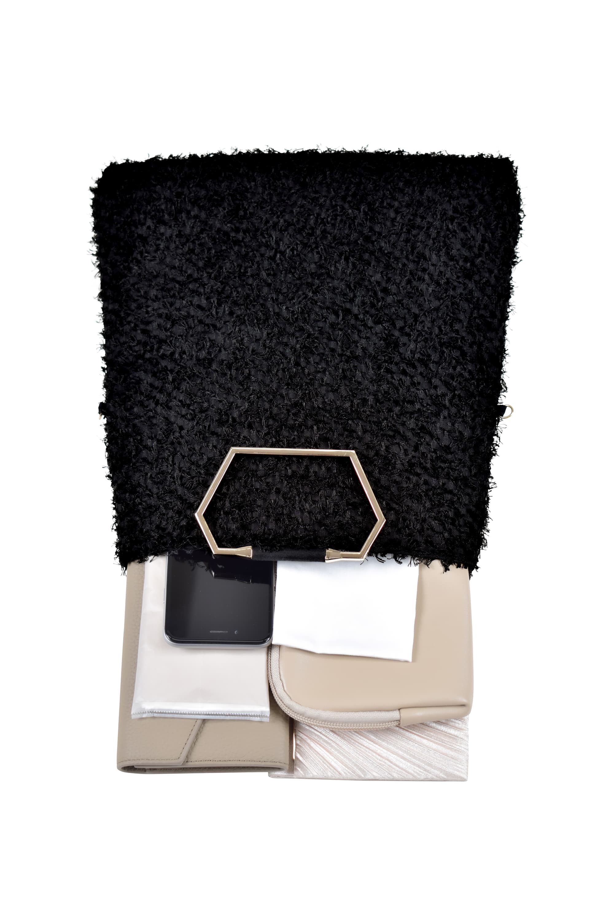 メタルハンドル×シャギーブラックバッグ