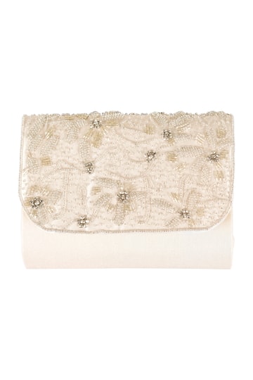 フラワービーズ刺繍スクエアベージュバッグ