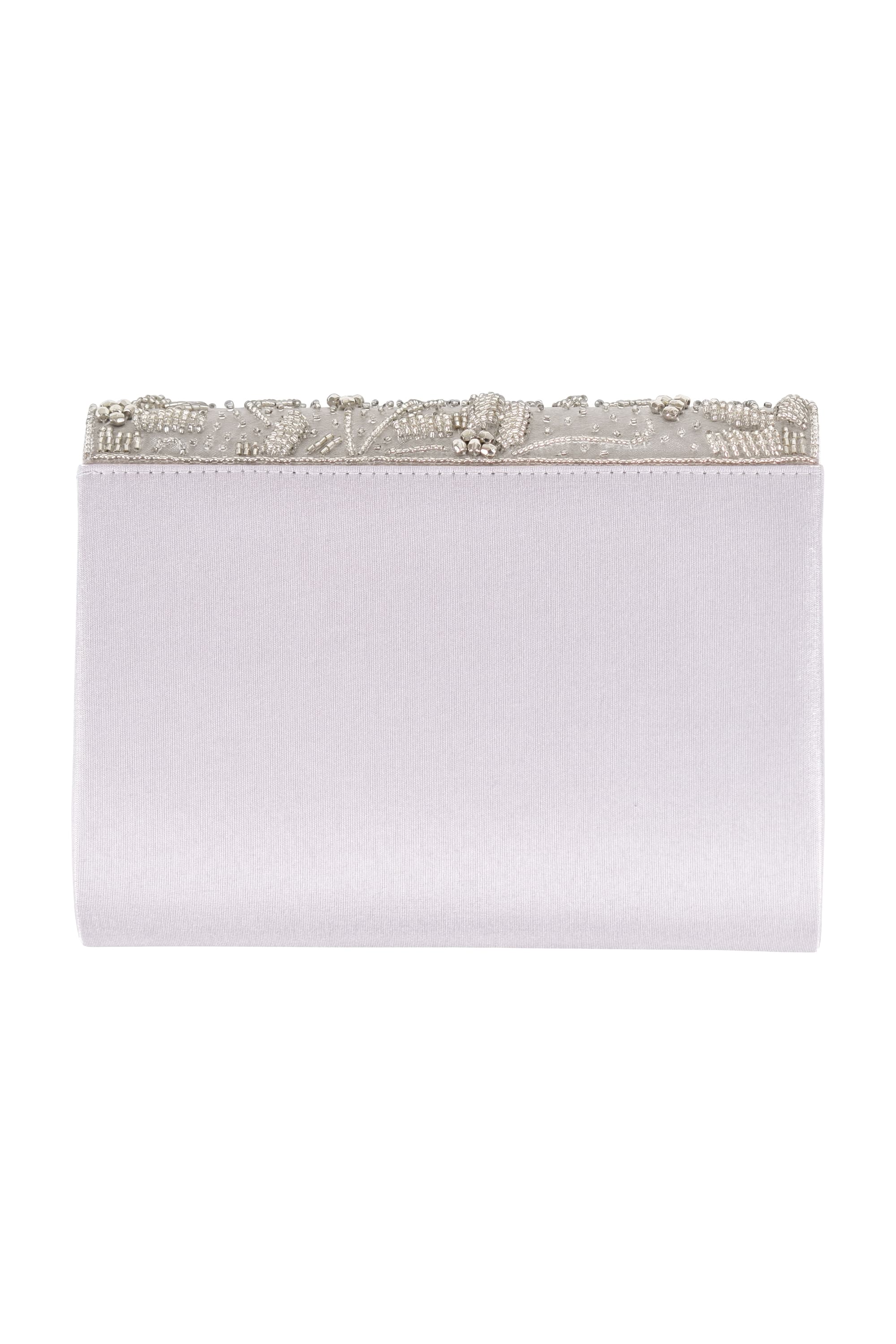 フラワービーズ刺繍スクエアシルバーバッグ