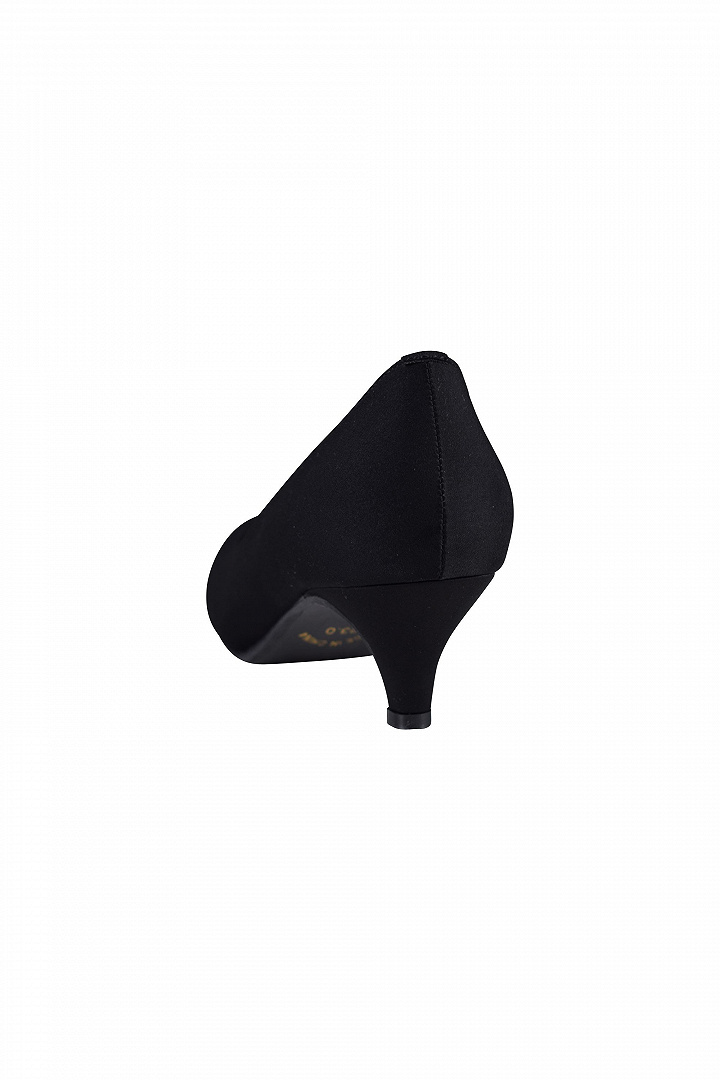 つま先レースブラックパンプス