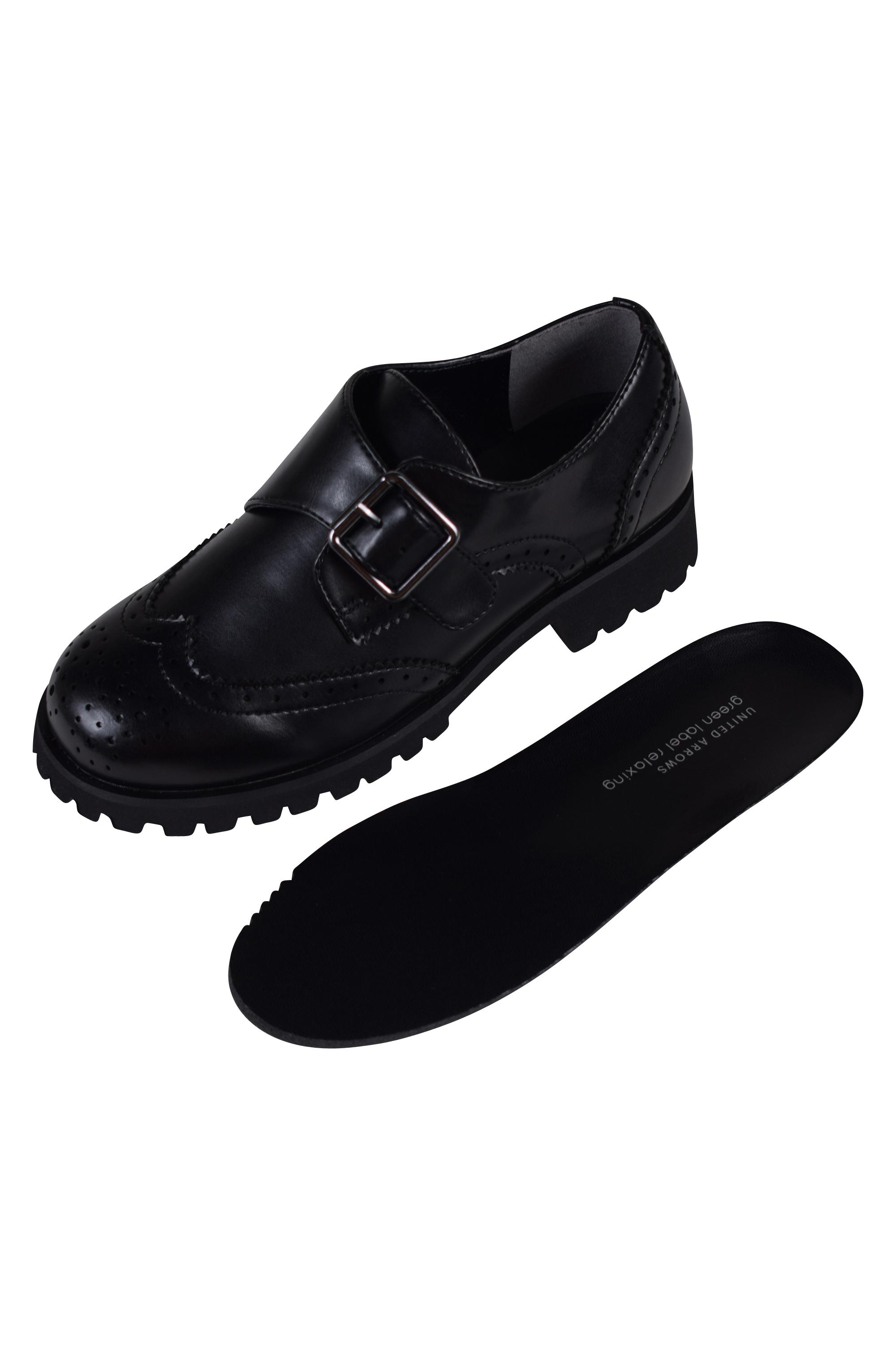 ウィングチップブラックシューズ