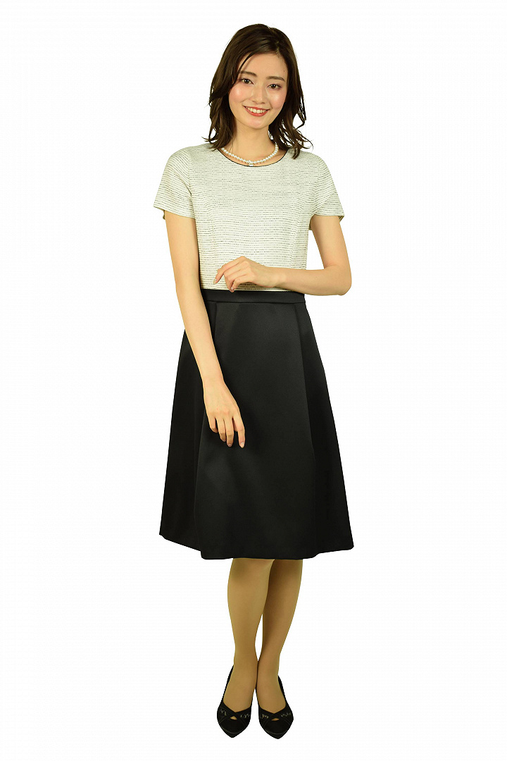 カラーレスアイボリー×ブラックワンピースセット