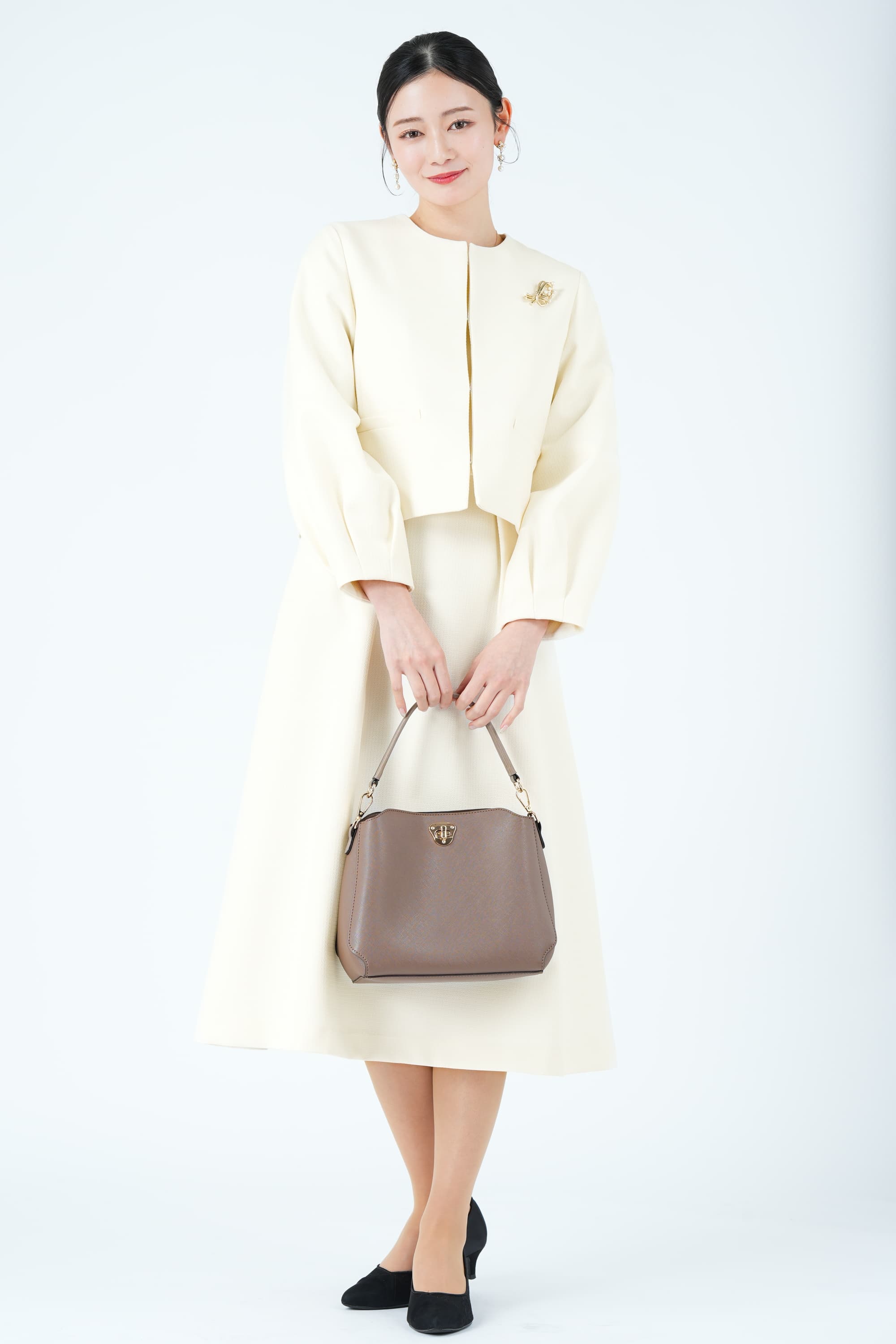 ノーカラージャケット&times;上品フレアアイボリーワンピースセット