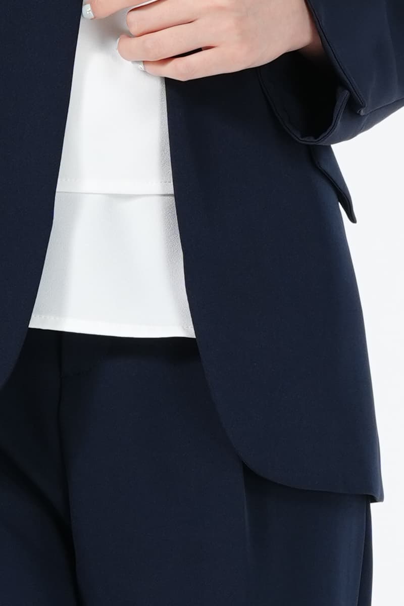 THE SHOP TK メタル釦ジャケットネイビーパンツスーツセット (M) を