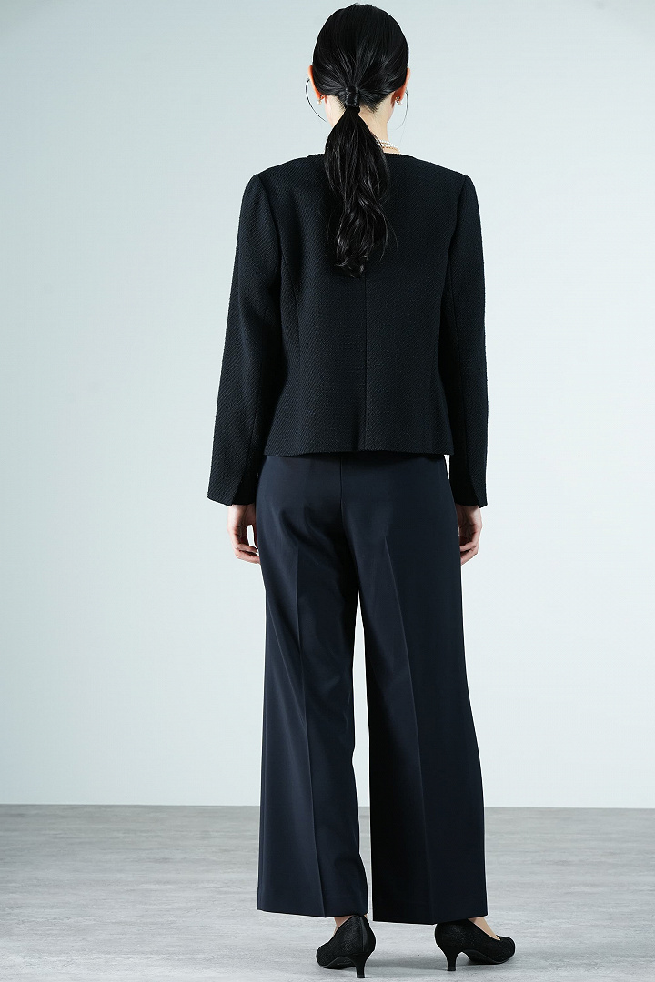 ノーカラーツイードジャケット×ネイビーパンツスーツセット