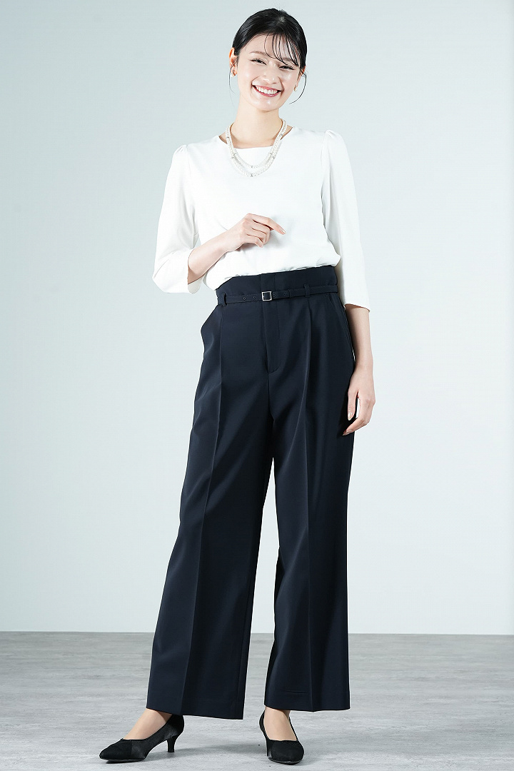 ノーカラーツイードジャケット×ネイビーパンツスーツセット