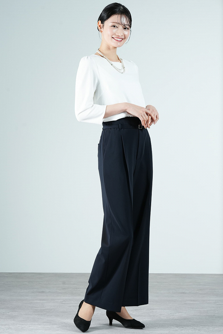 ノーカラーツイードジャケット×ネイビーパンツスーツセット