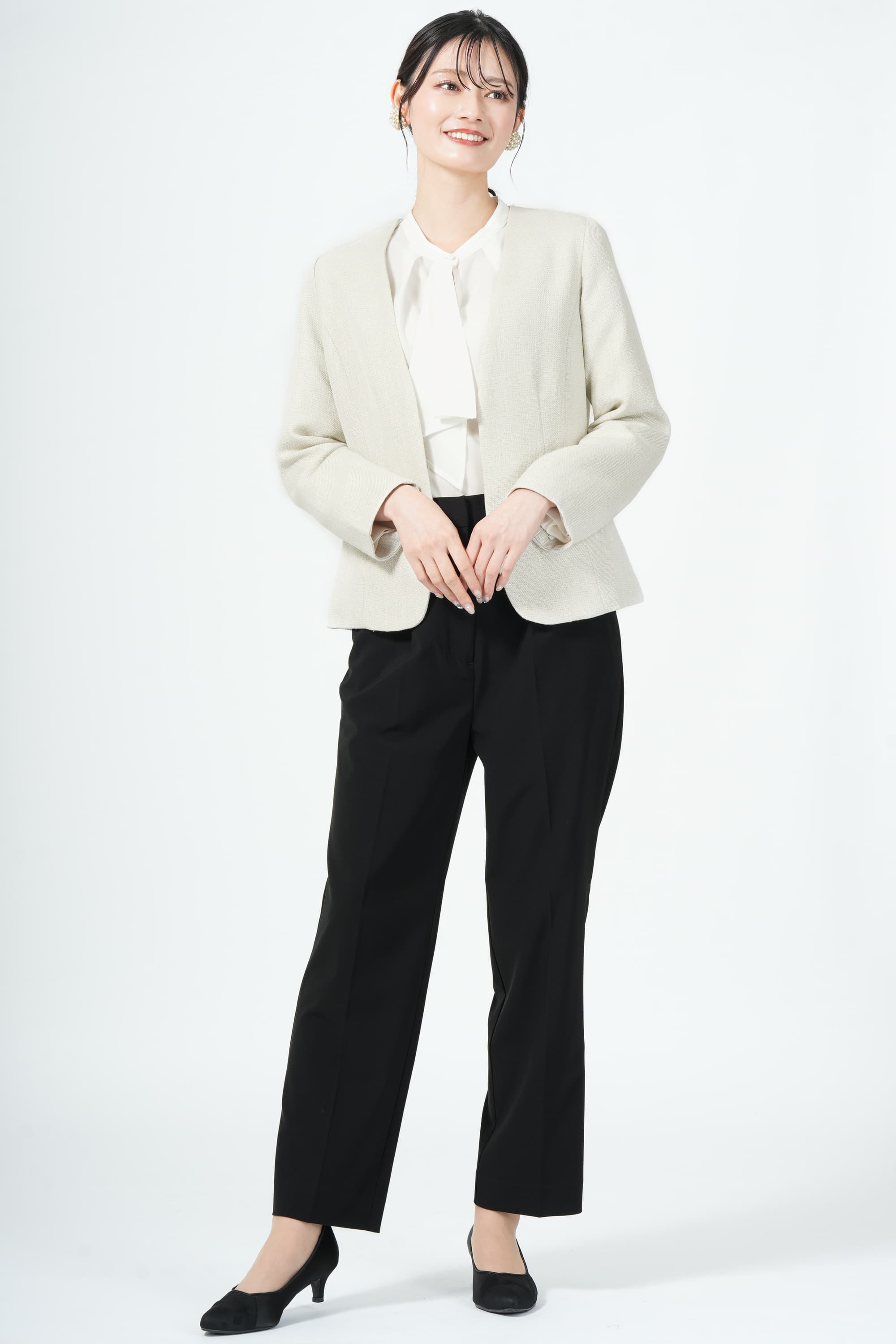 ラメ織ツイード調アイボリー×ブラックパンツスーツセット