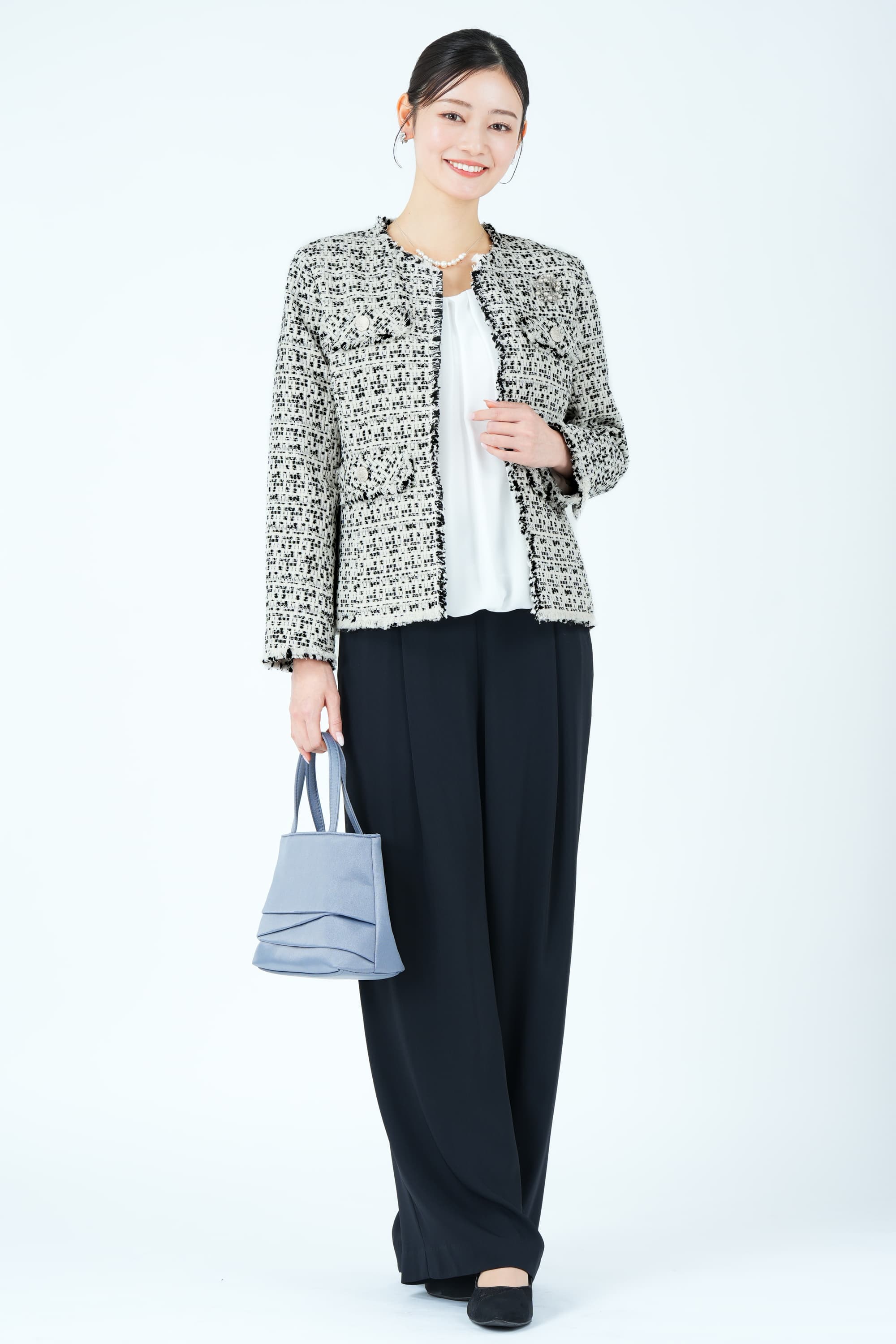 ファンシーツイードジャケット&times;ブラックパンツスーツセット