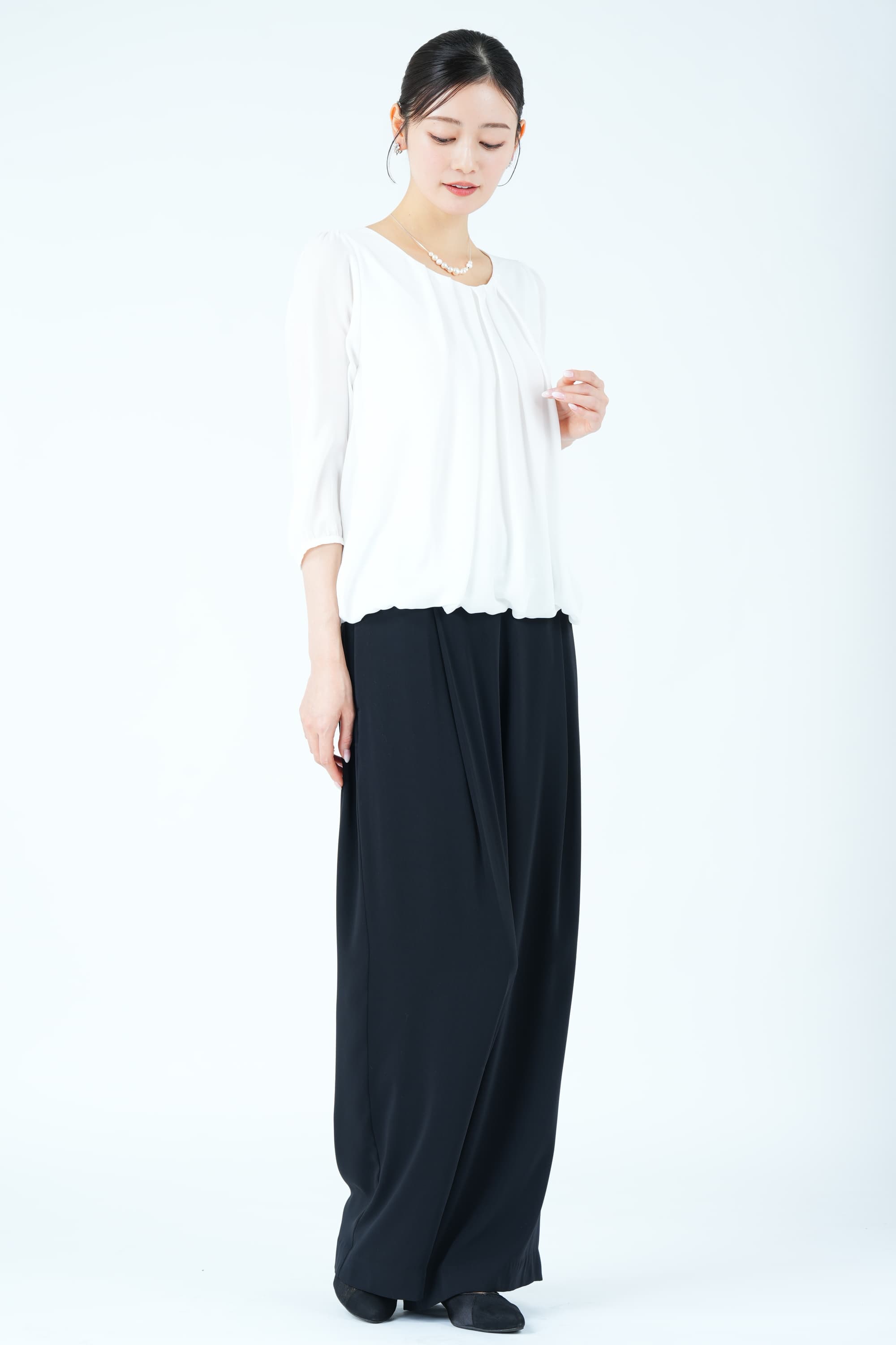 ファンシーツイードジャケット&times;ブラックパンツスーツセット