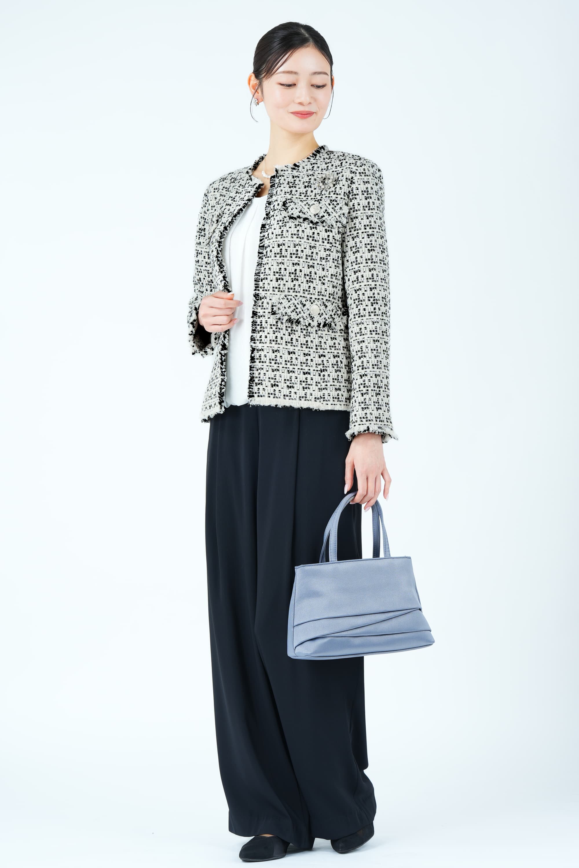 ファンシーツイードジャケット&times;ブラックパンツスーツセット