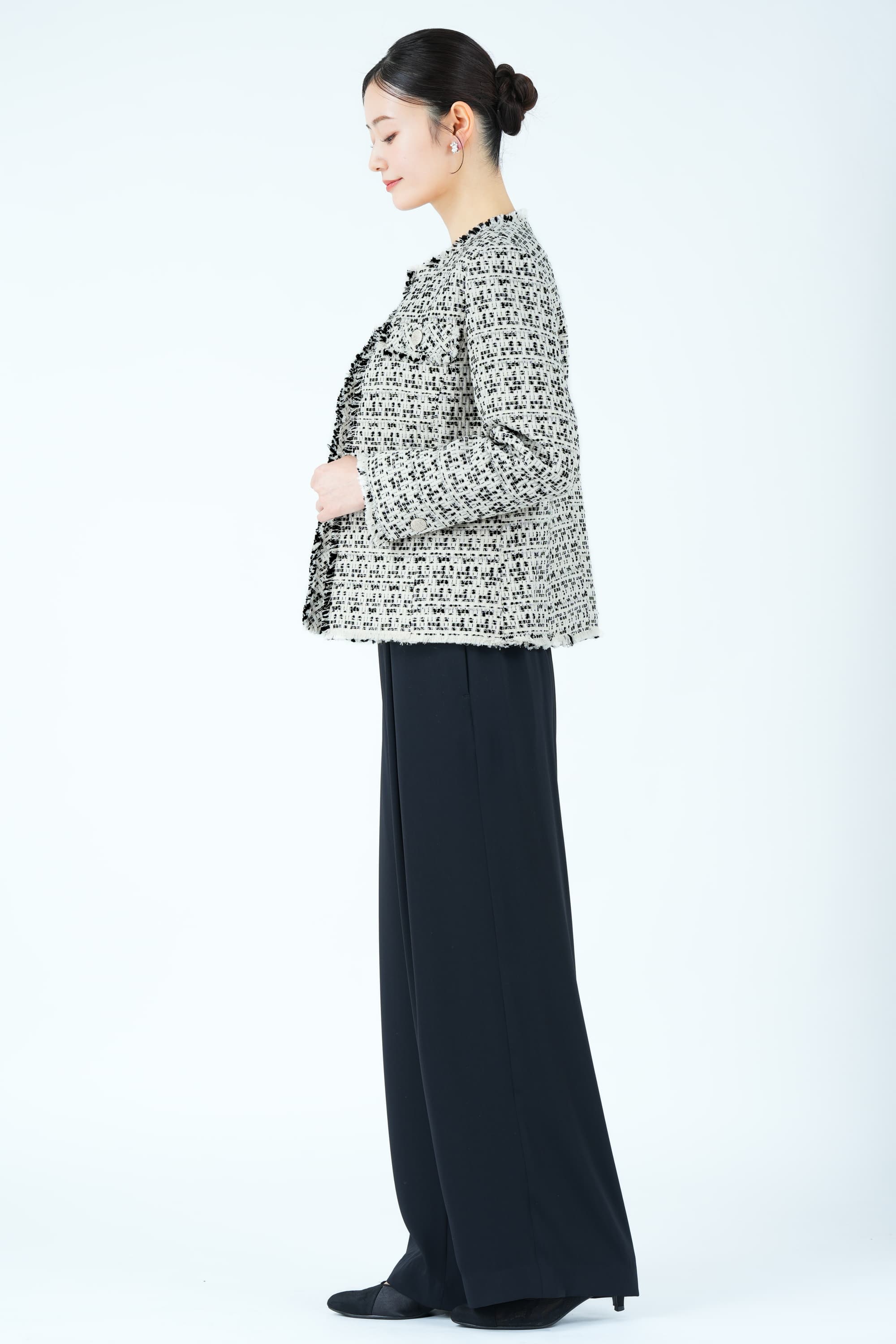 ファンシーツイードジャケット&times;ブラックパンツスーツセット