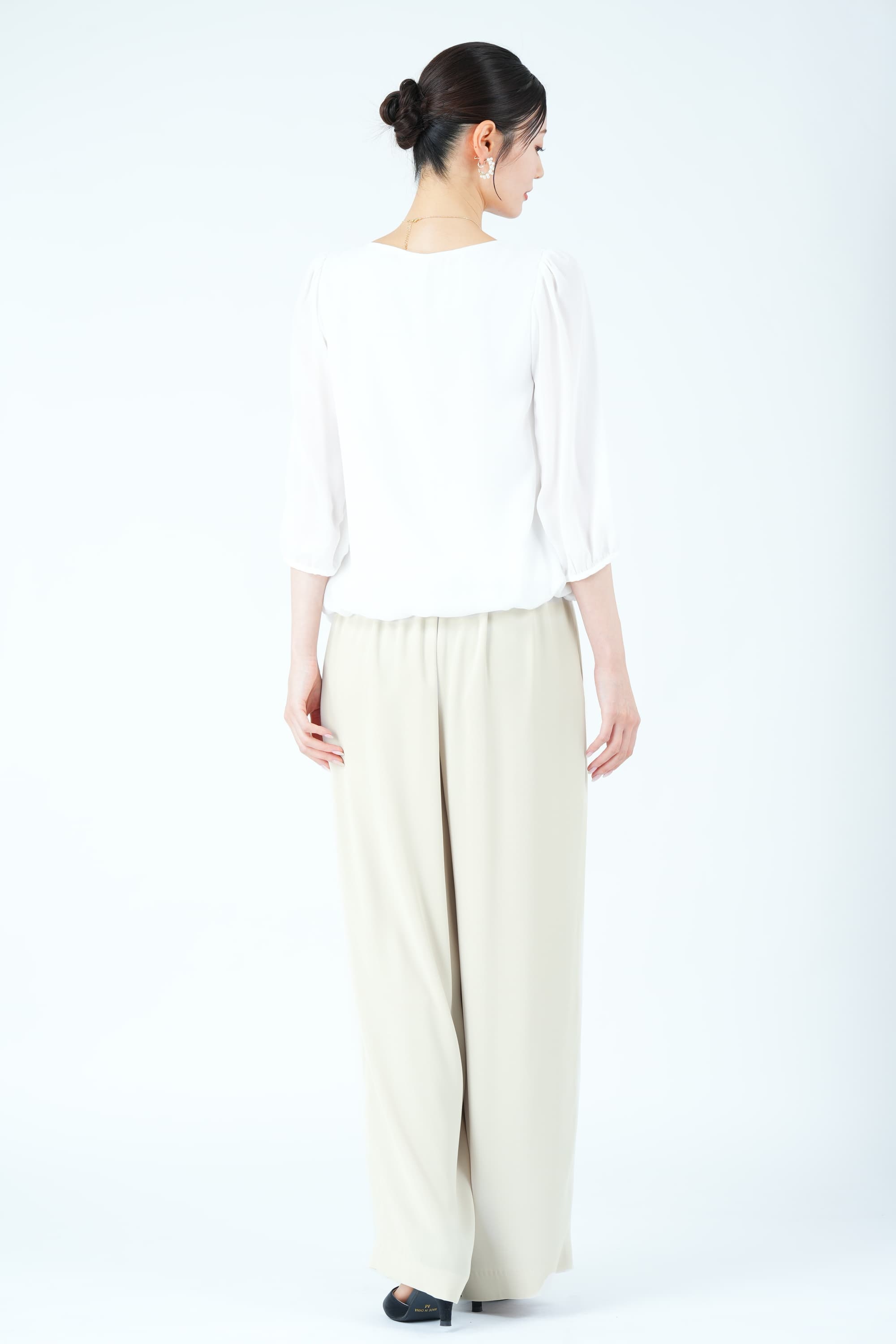 ファンシーツイードジャケット&times;ベージュパンツスーツセット