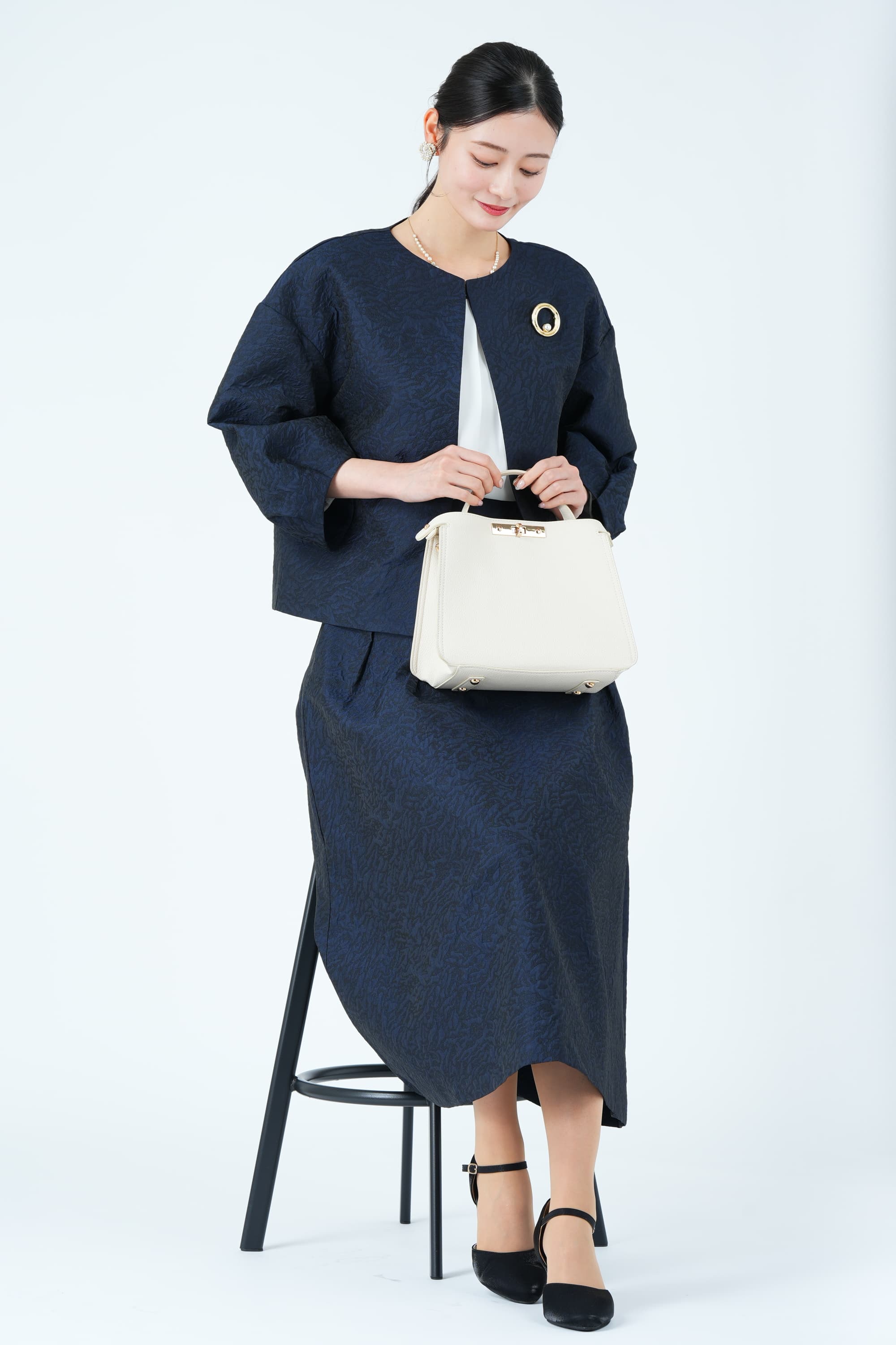ランタンスリーブネイビースカートスーツセット