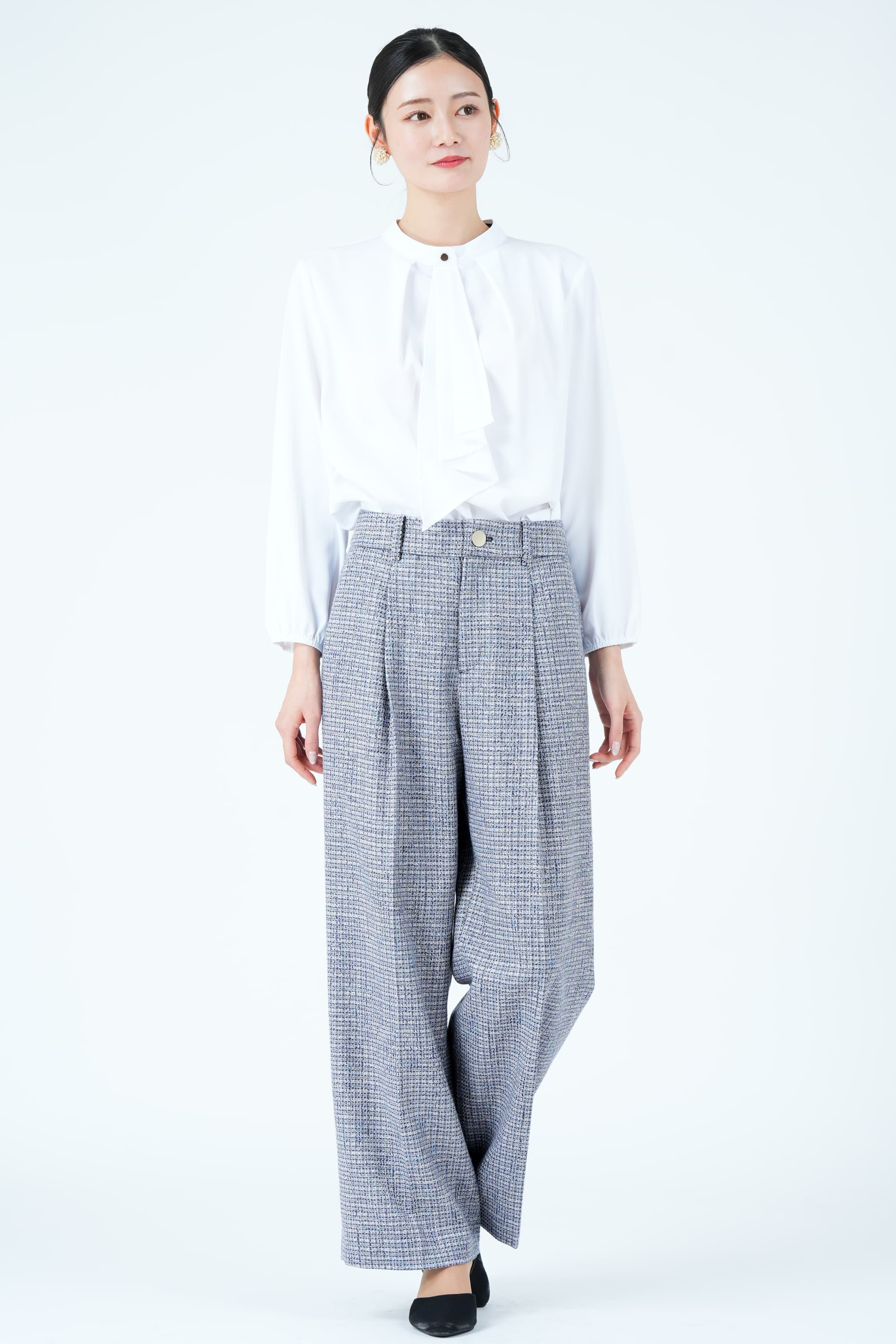 ツイードライクジレ&times;ブルーパンツスーツセット