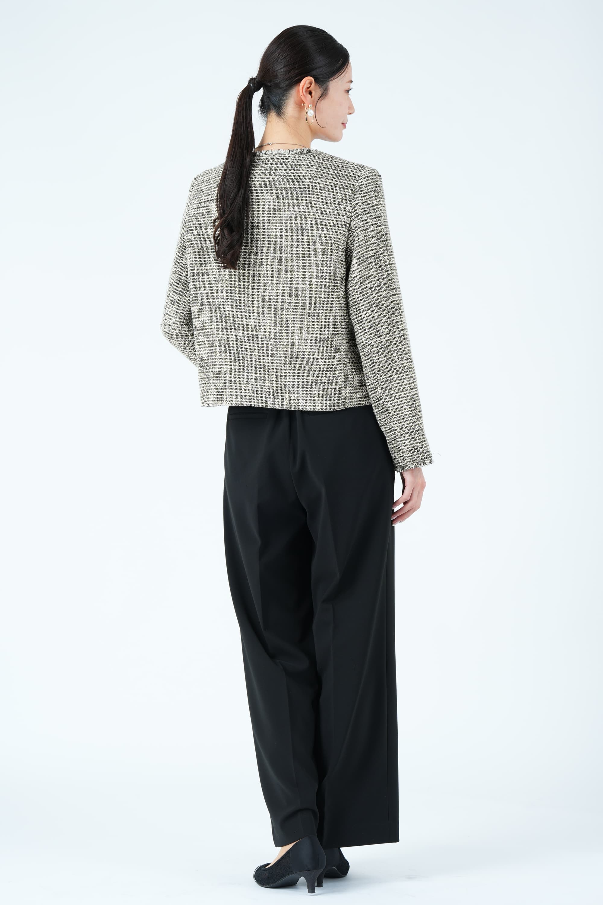 パールボタンスラブツイードブラックパンツスーツセット