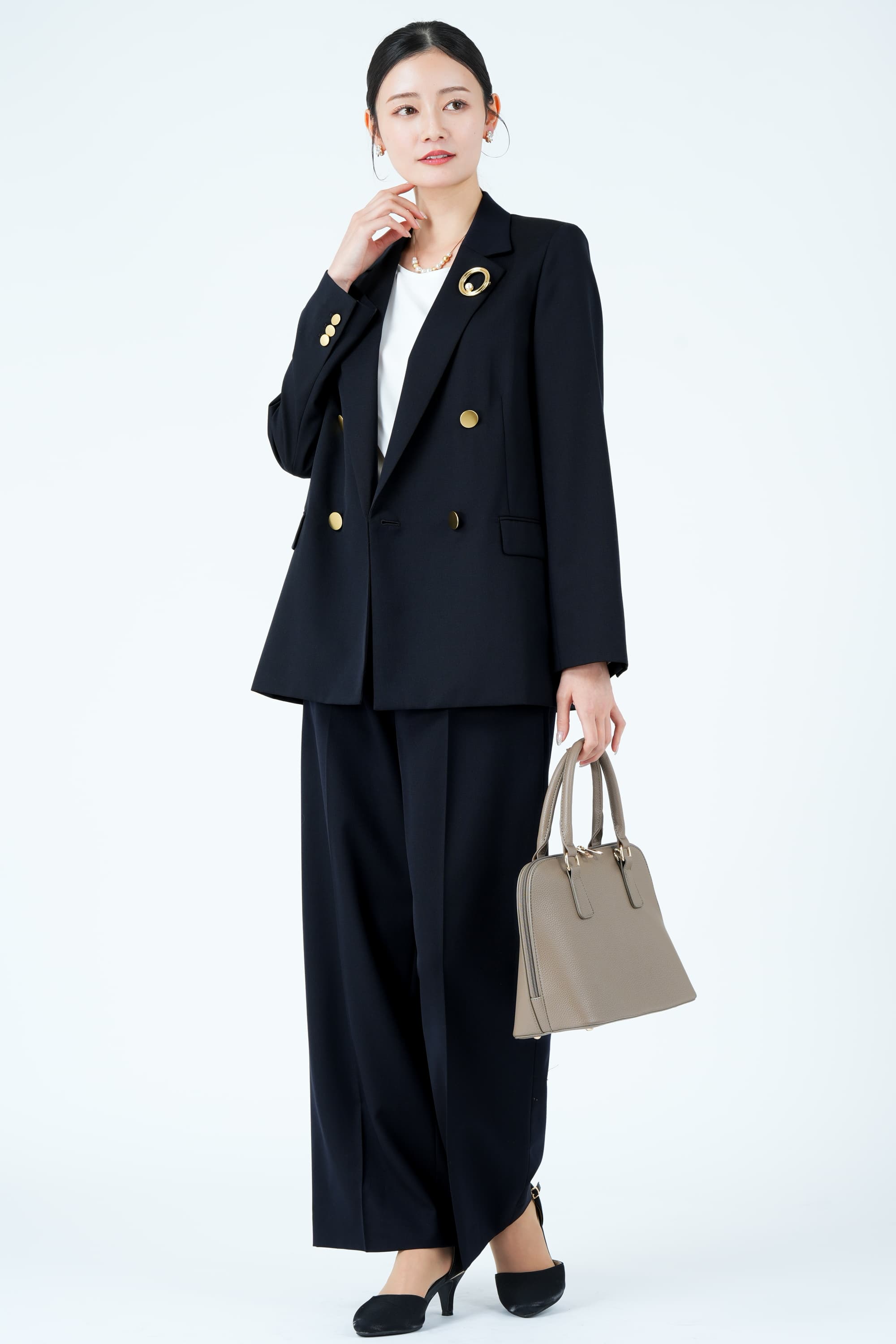 ゴールドボタンダブルジャケット&times;ネイビーパンツスーツセット
