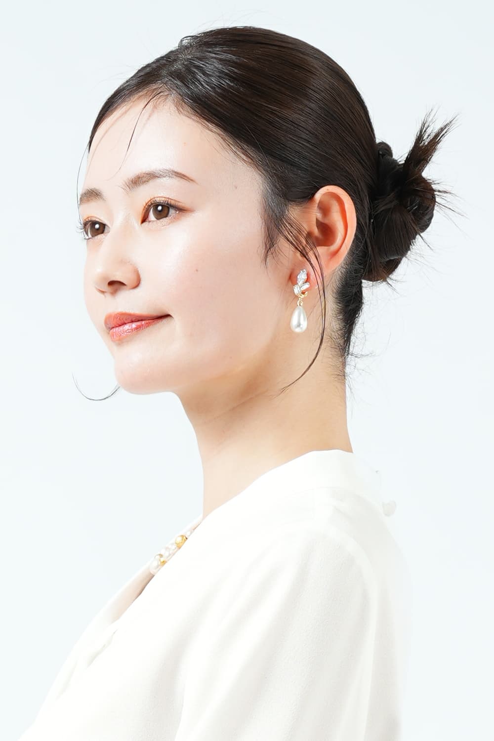 クリスタルパールゴールドイヤリング