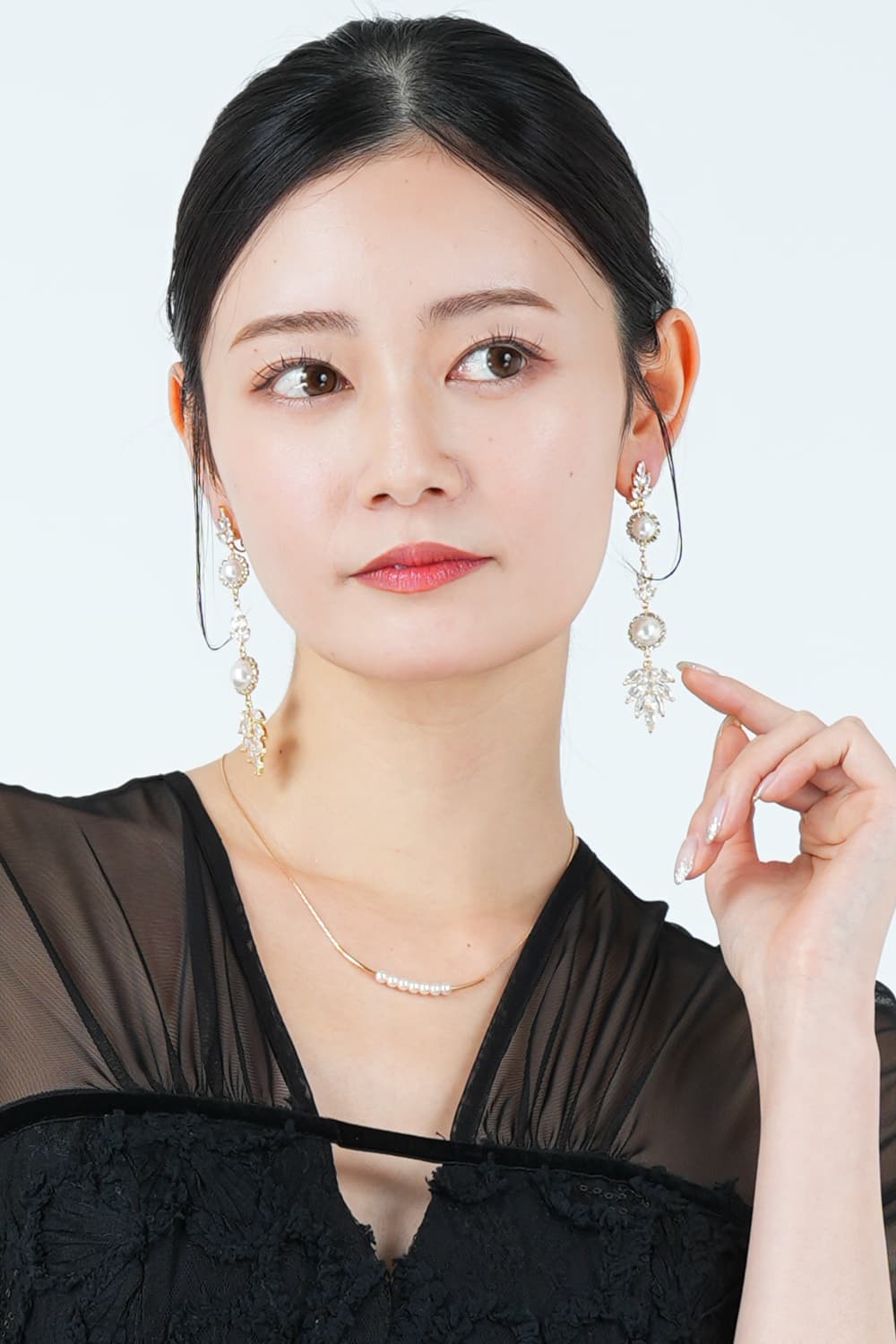 リーフモチーフゴールドイヤリング