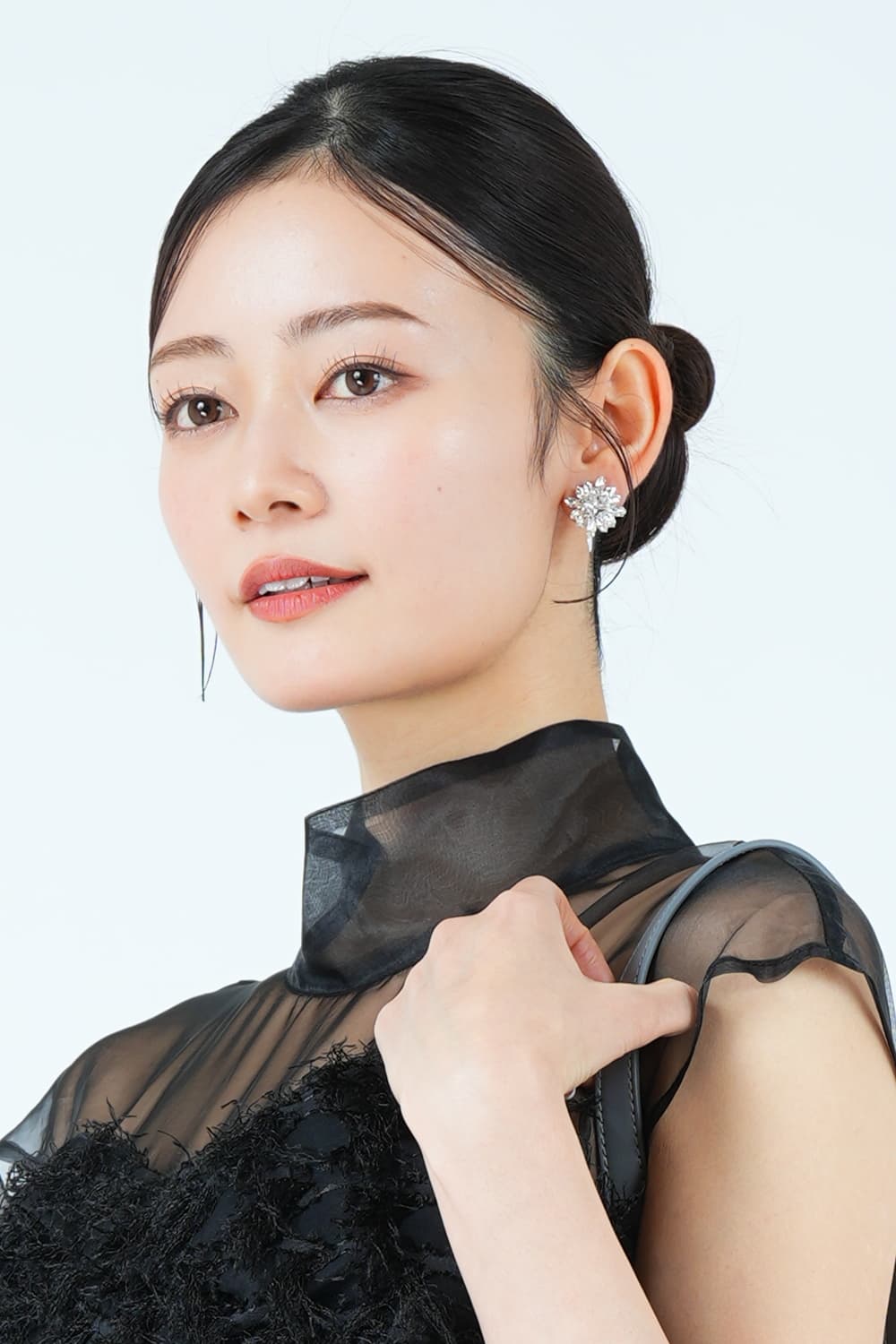 スクエア型ビジューシルバーイヤリング